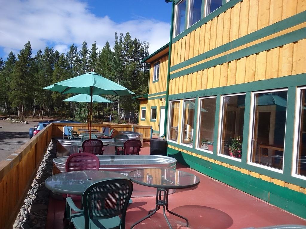 Hot Springs Campground & Hostel Upper Laberge Luaran gambar