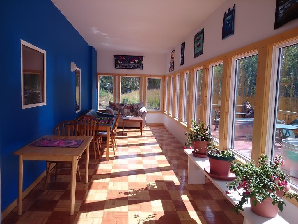 Hot Springs Campground & Hostel Upper Laberge Luaran gambar