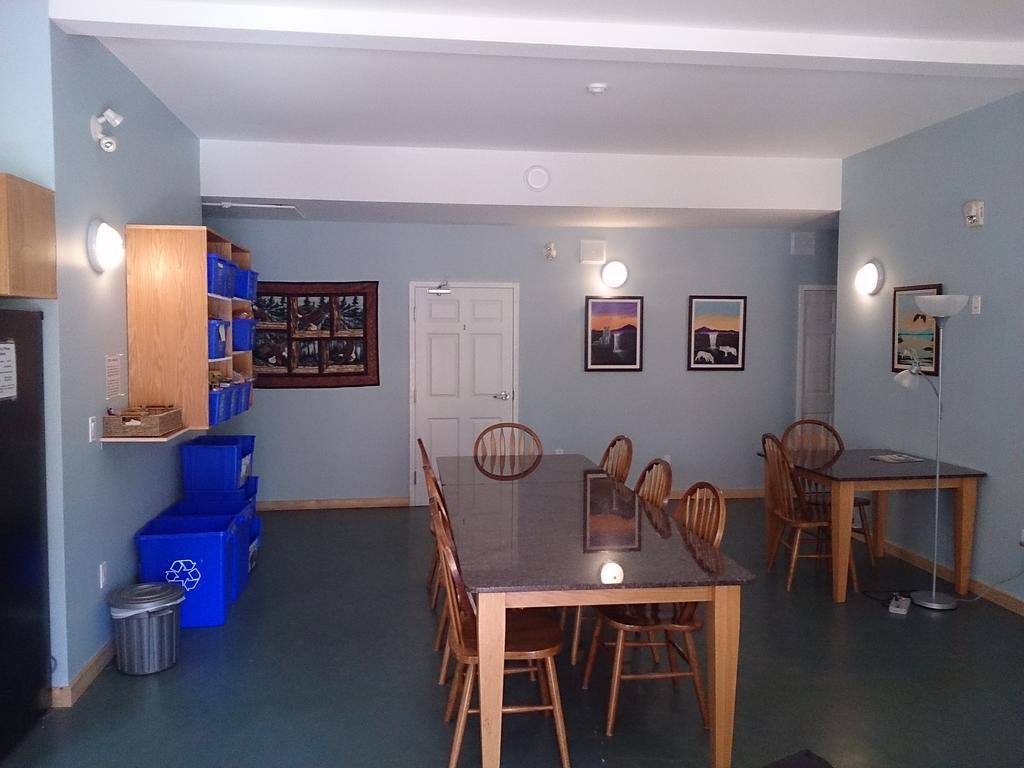 Hot Springs Campground & Hostel Upper Laberge Luaran gambar