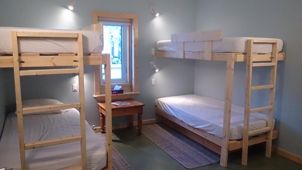 Hot Springs Campground & Hostel Upper Laberge Luaran gambar